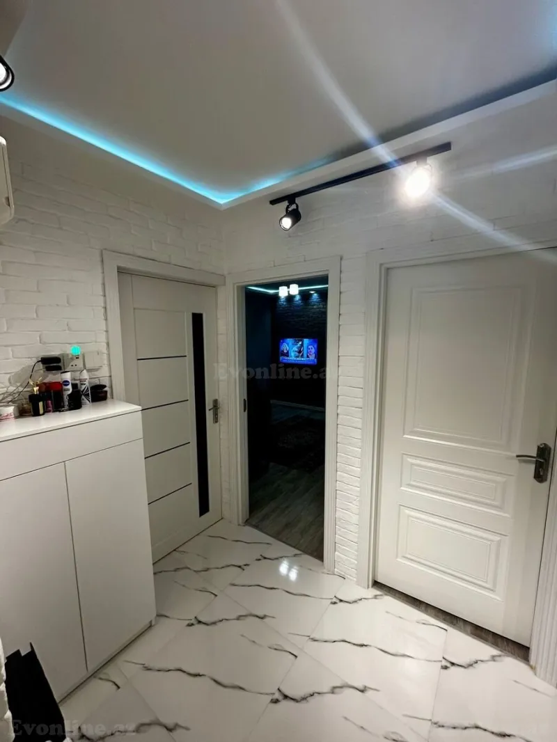 Satılır 2 otaqlı Mənzil Köhnə tikili 35 m² Əhmədli m. - şəkil 9