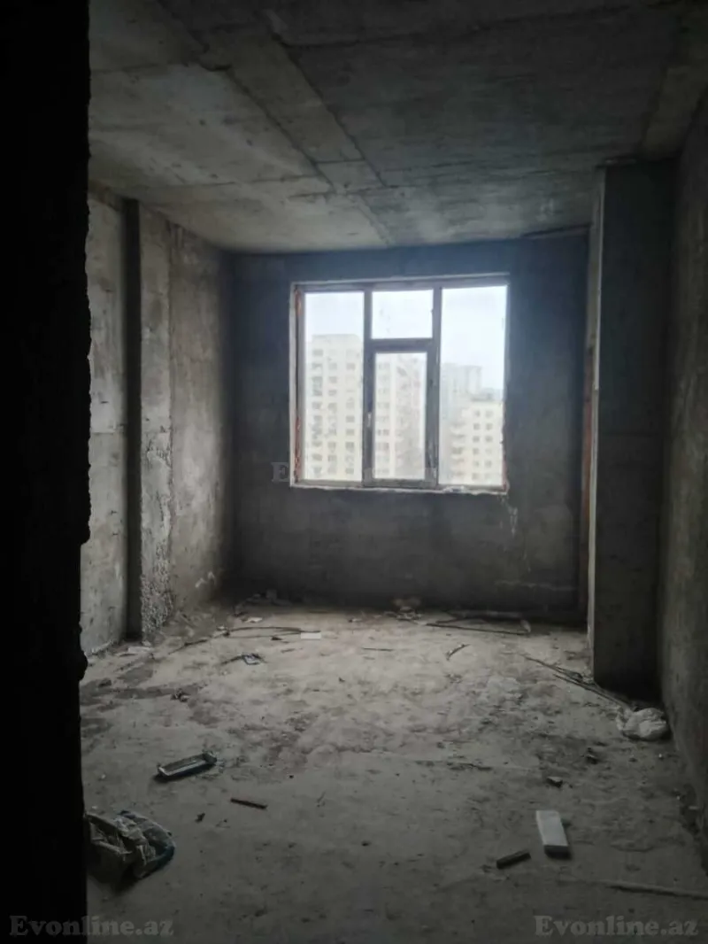 Satılır 2 otaqlı Mənzil Yeni tikili 78 m² İnşaatçılar m. - şəkil 2