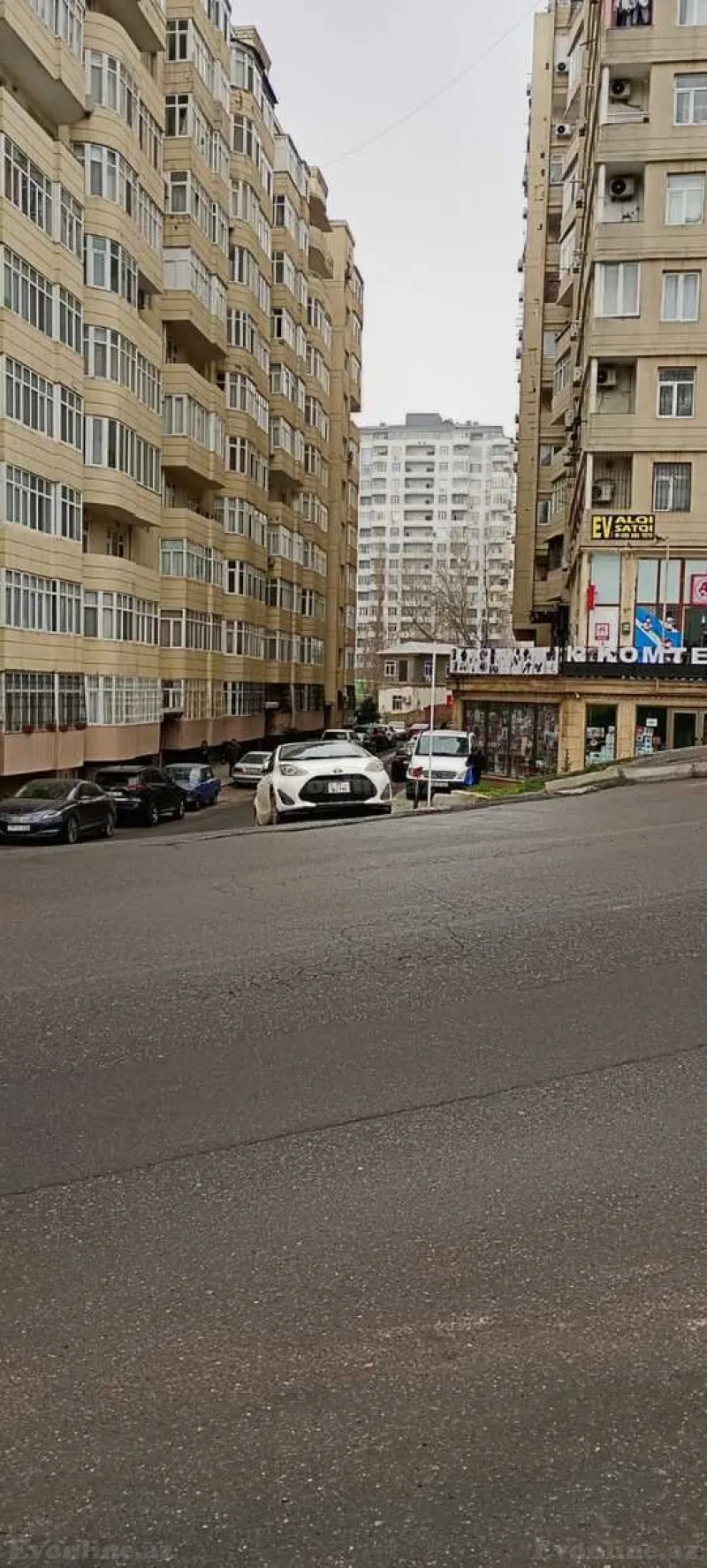 Satılır 2 otaqlı Mənzil Yeni tikili 78 m² İnşaatçılar m. - şəkil 5