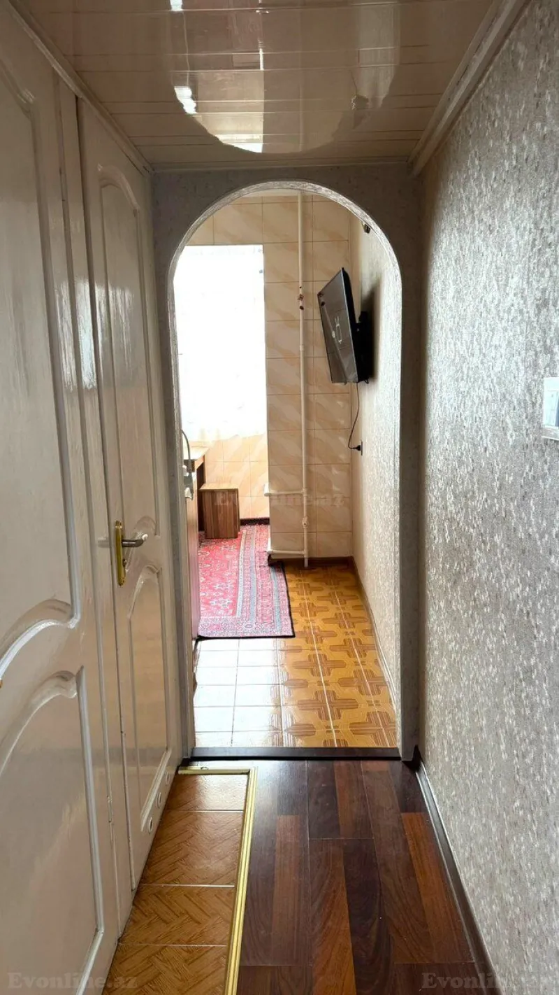 Satılır 3 otaqlı Mənzil Köhnə tikili 75 m² Qara Qarayev m. - şəkil 7