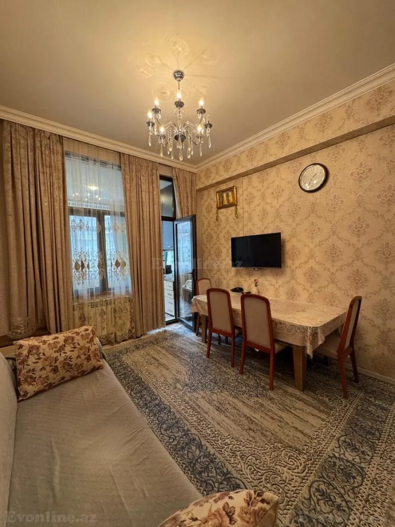 Satılır 2 otaqlı Mənzil Yeni tikili 42 m² 28 May m. - şəkil 2