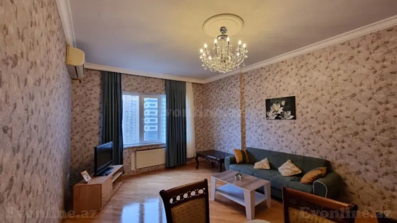 2 otaqlı Mənzil 100 m² Xətai m. Kirayə verilir