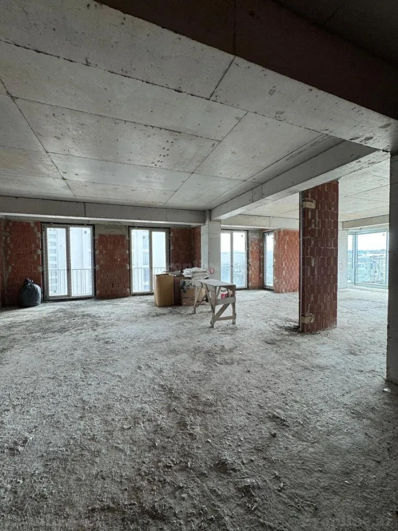 Satılır 3 otaqlı Mənzil Yeni tikili 130 m² Elmlər Akademiyası m. - şəkil 2