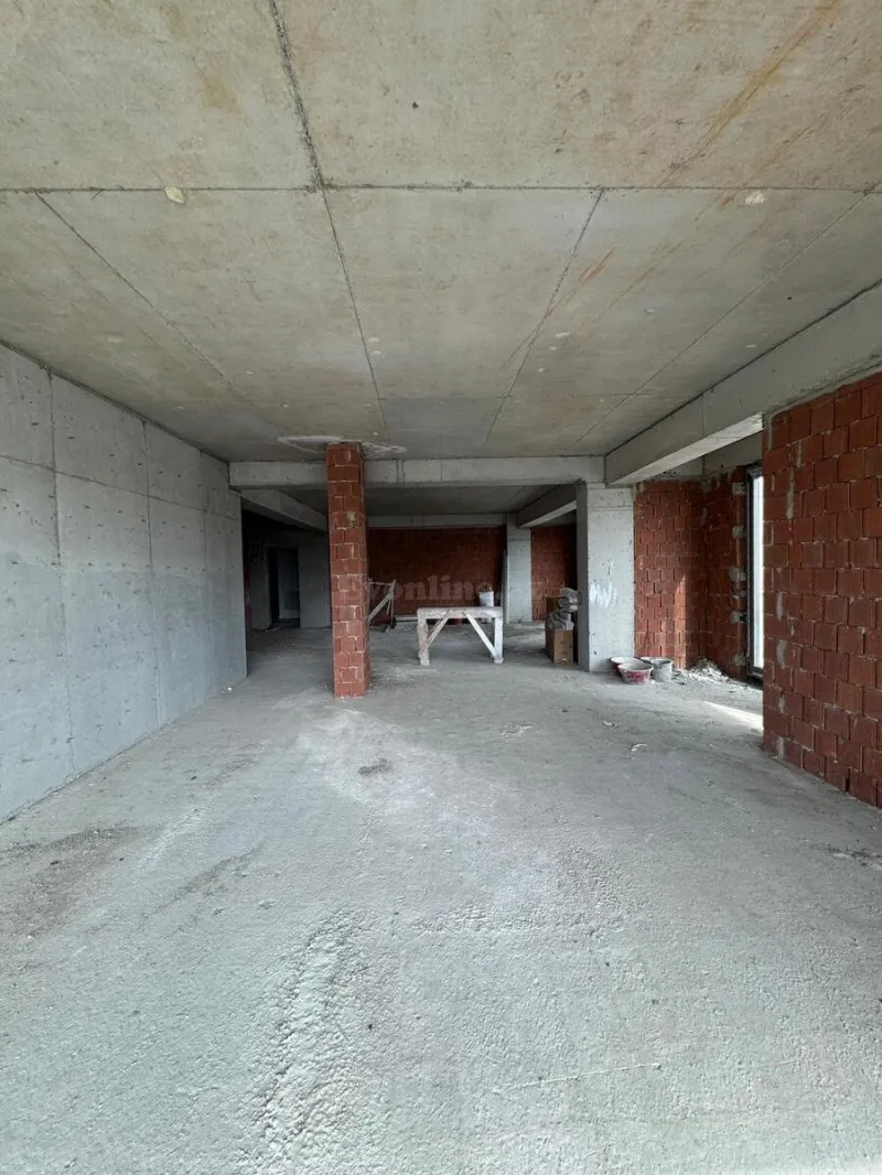 Satılır 3 otaqlı Mənzil Yeni tikili 130 m² Elmlər Akademiyası m. - şəkil 4