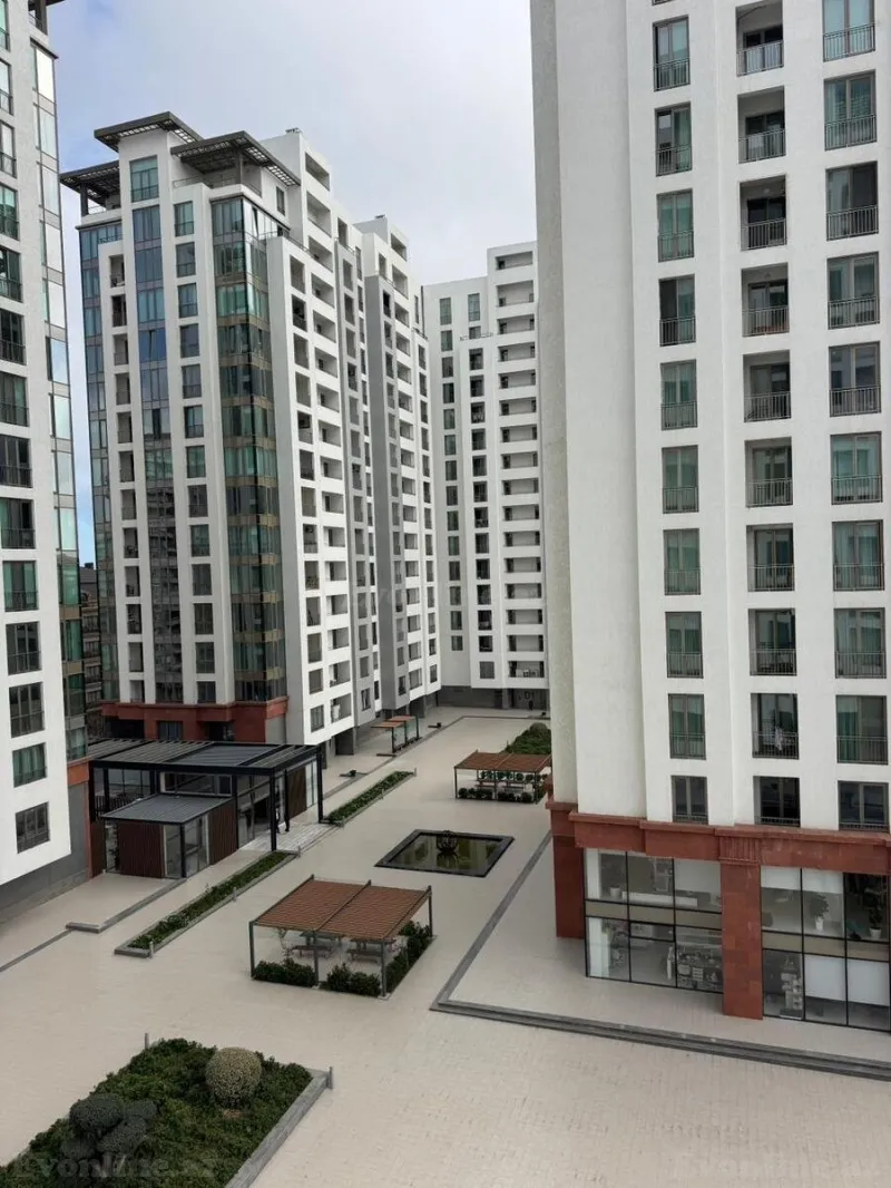 Satılır 3 otaqlı Mənzil Yeni tikili 130 m² Elmlər Akademiyası m. - şəkil 11