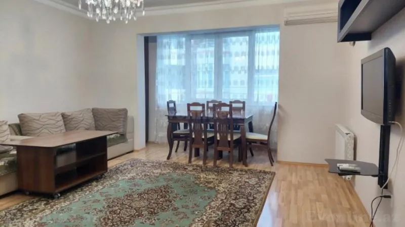 Kirayə verilir 3 otaqlı Mənzil Köhnə tikili 75 m² Səbail r. - şəkil 3