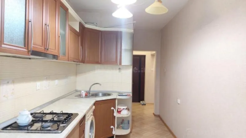 Kirayə verilir 3 otaqlı Mənzil Köhnə tikili 75 m² Səbail r. - şəkil 7