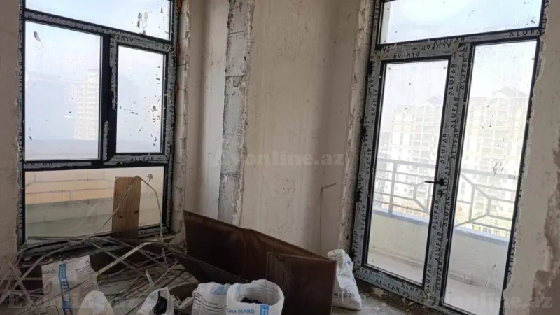 Satılır 4 otaqlı Mənzil Yeni tikili 125 m² Nəsimi r. - şəkil 2
