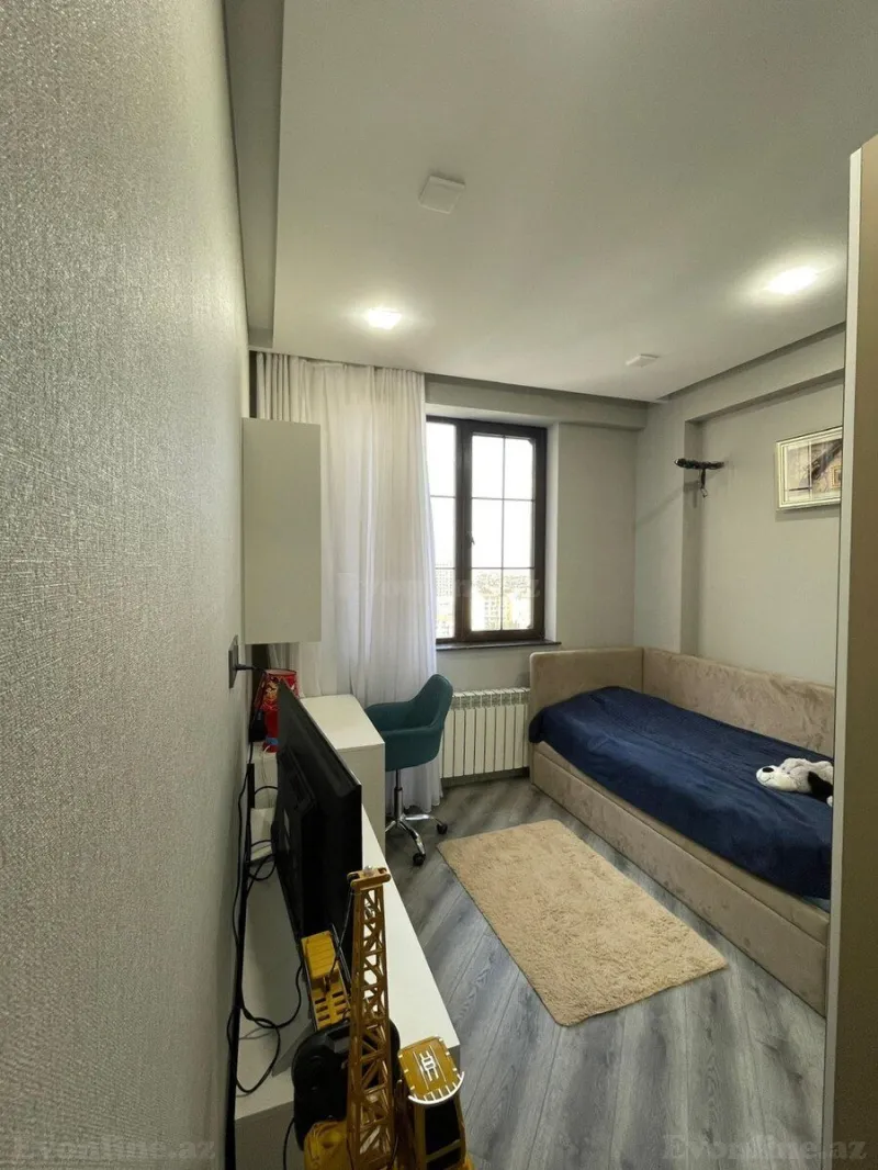 Satılır 4 otaqlı Mənzil Yeni tikili 140 m² Neftçilər m. - şəkil 7