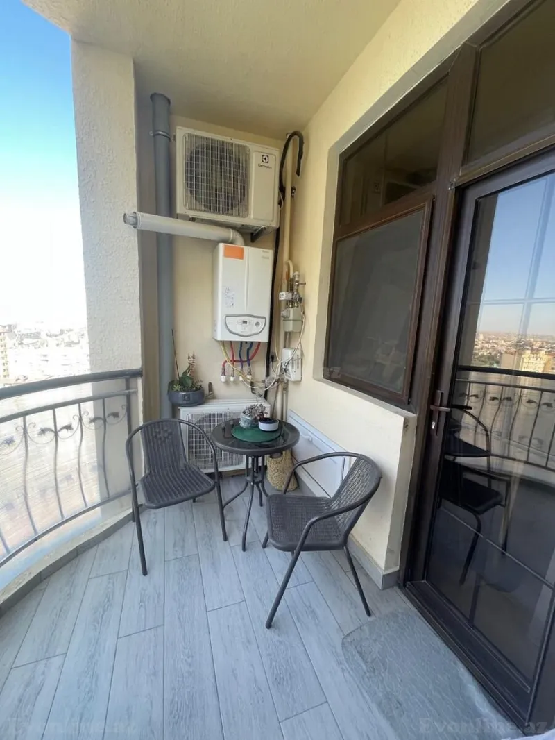 Satılır 4 otaqlı Mənzil Yeni tikili 140 m² Neftçilər m. - şəkil 14