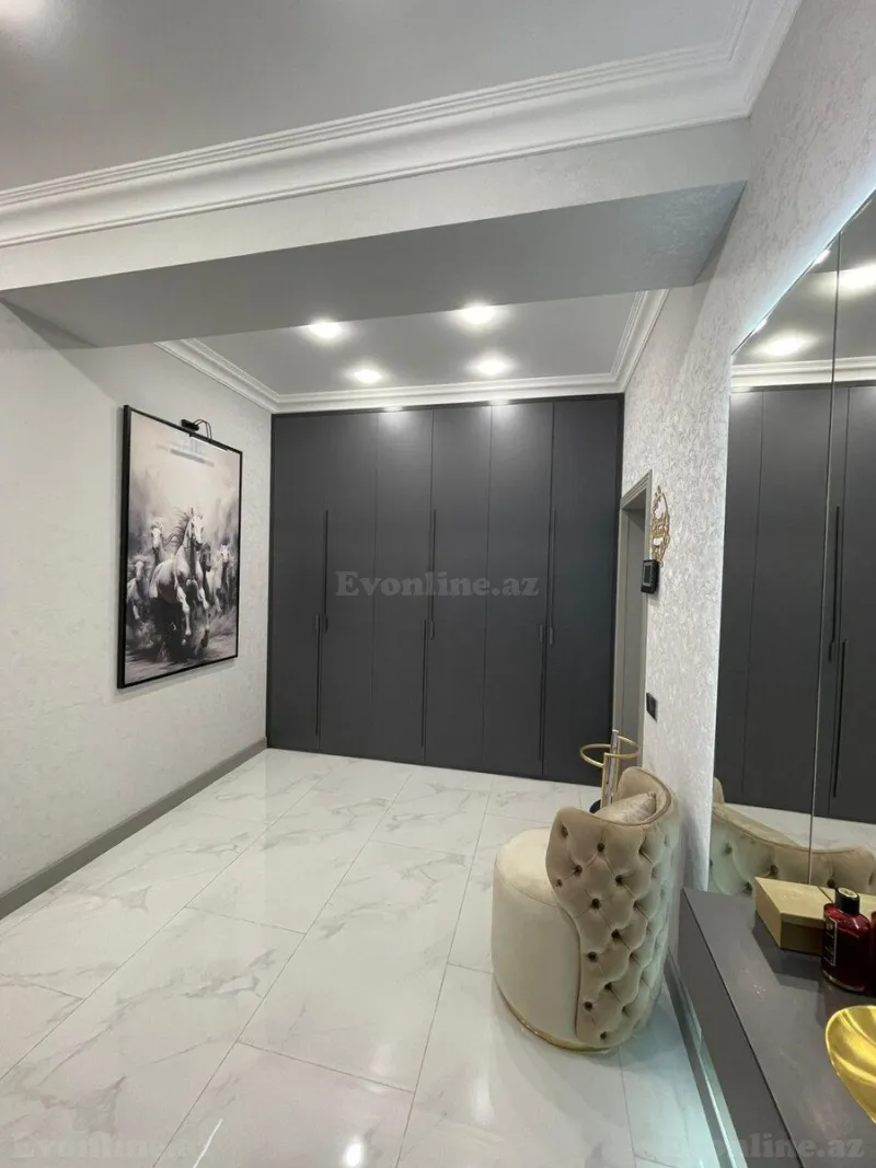 Satılır 4 otaqlı Mənzil Yeni tikili 140 m² Neftçilər m. - şəkil 15