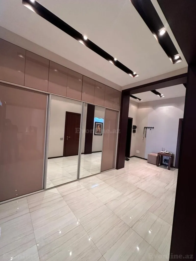 Kirayə verilir 3 otaqlı Mənzil Yeni tikili 135 m² İçərişəhər m. - şəkil 11