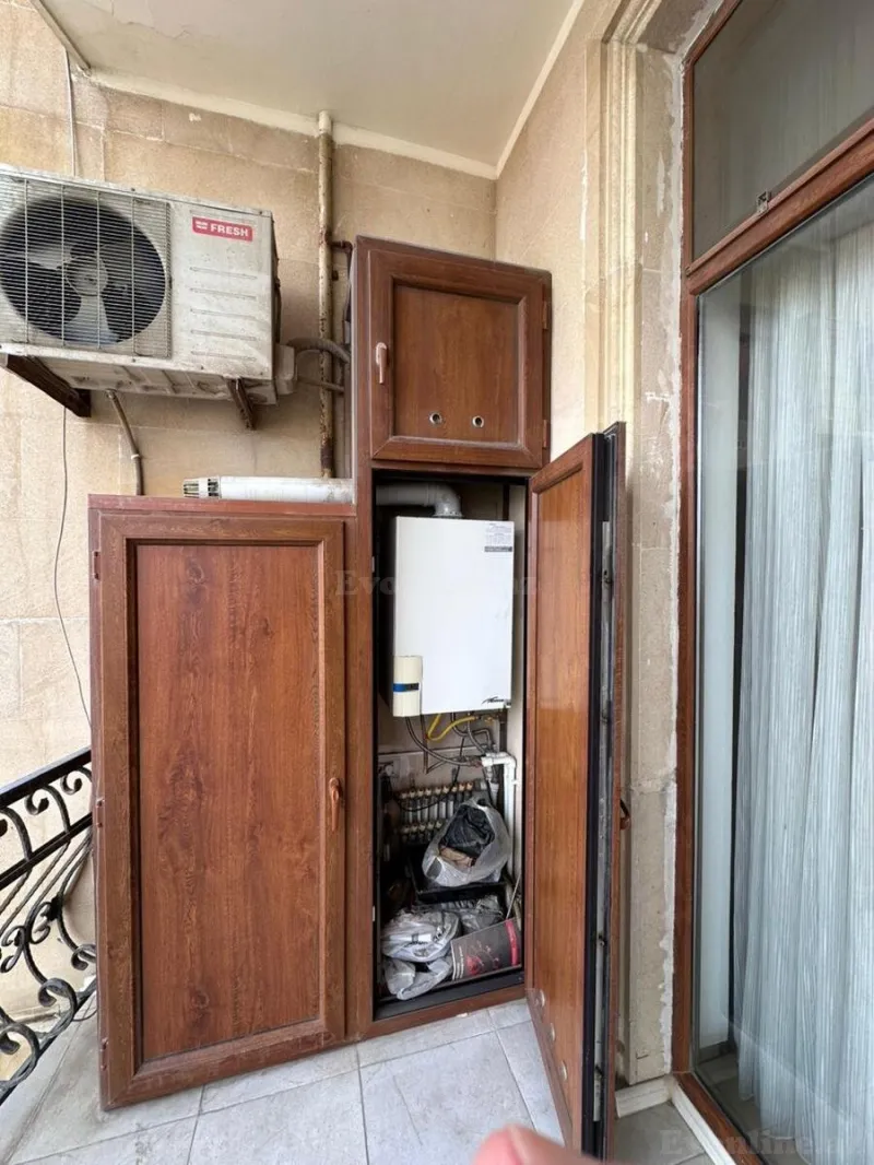 Kirayə verilir 3 otaqlı Mənzil Yeni tikili 135 m² İçərişəhər m. - şəkil 15