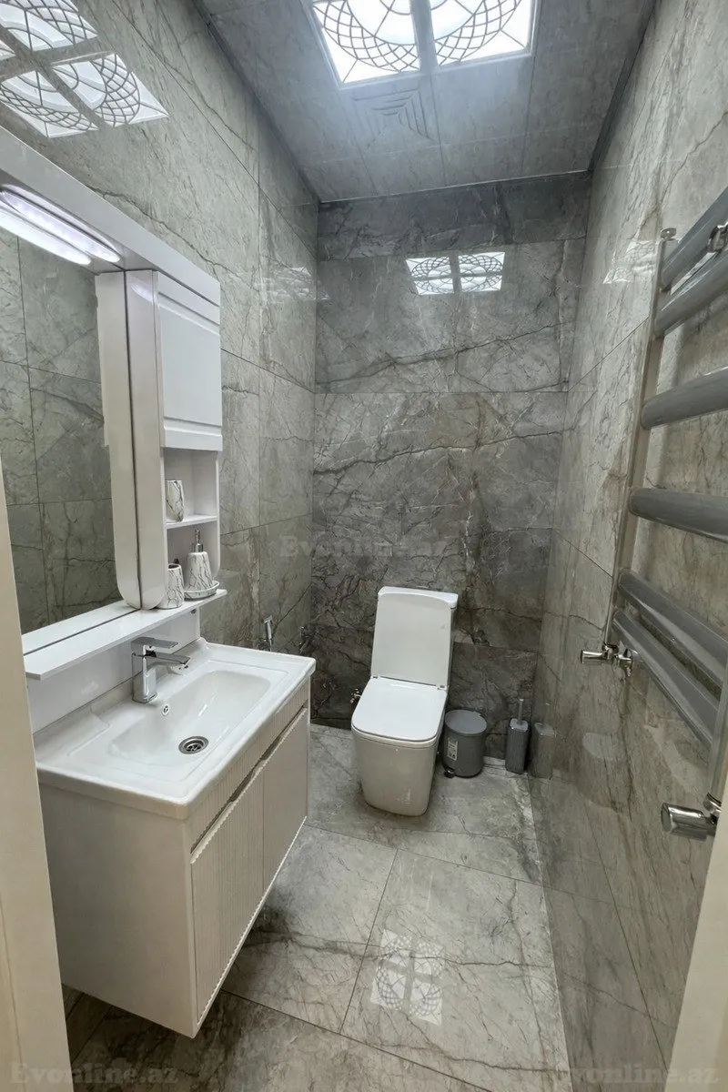 Kirayə verilir 3 otaqlı Mənzil Yeni tikili 130 m² 28 May m. - şəkil 12