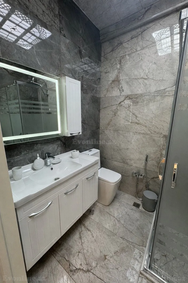 Kirayə verilir 3 otaqlı Mənzil Yeni tikili 130 m² 28 May m. - şəkil 14