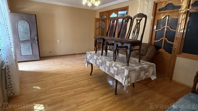 Kirayə verilir 3 otaqlı Mənzil Köhnə tikili 100 m² Sabunçu r. - şəkil 2