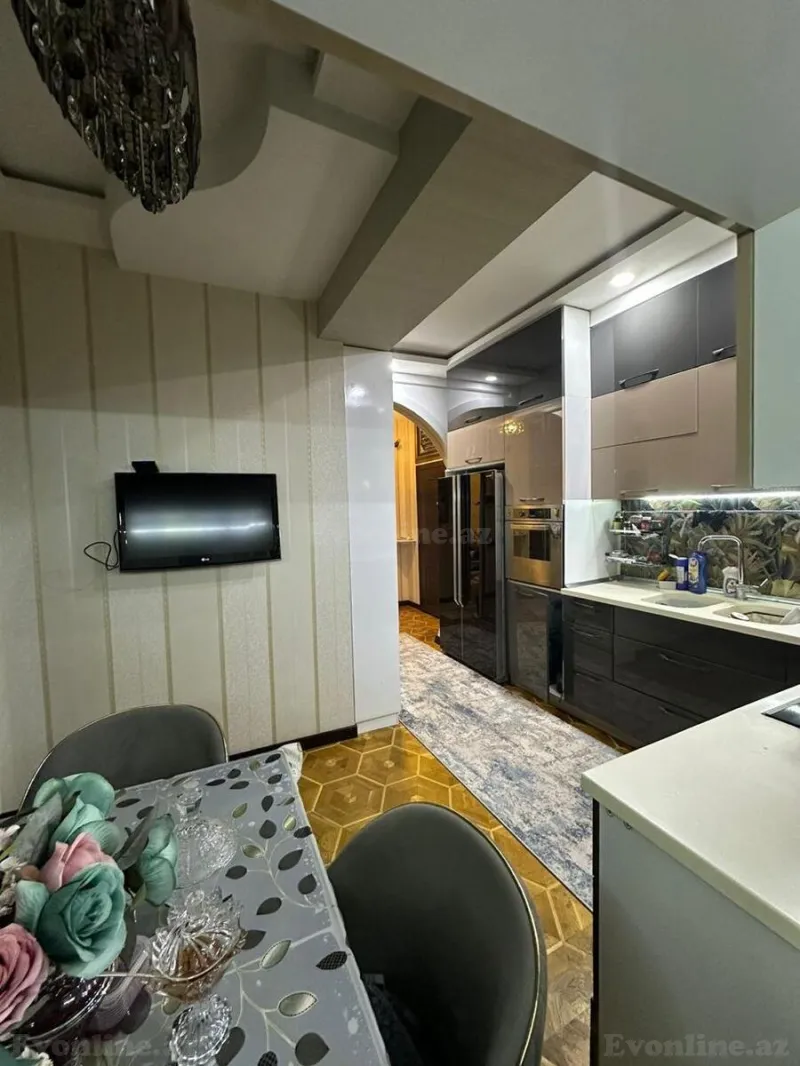 Kirayə verilir 3 otaqlı Mənzil Yeni tikili 100 m² Xətai m. - şəkil 8