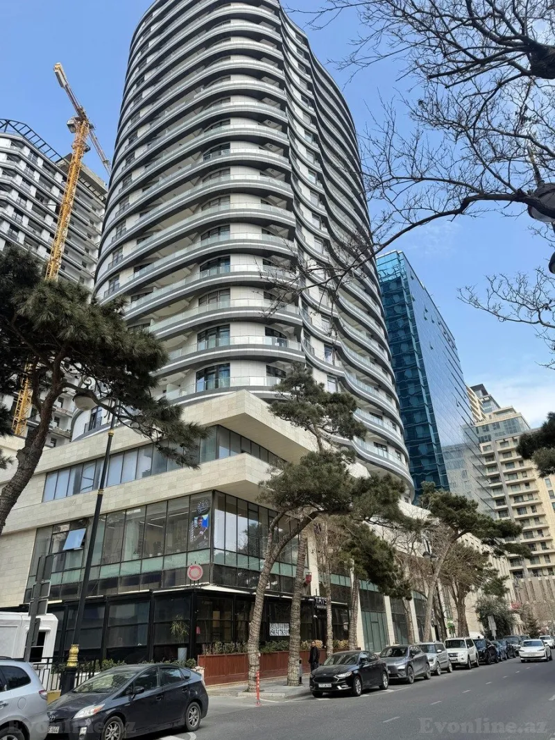 2 otaqlı Mənzil 73 m² 28 May m. Satılır