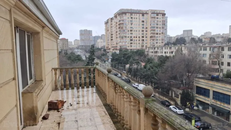 Satılır 7 otaqlı Mənzil Yeni tikili 408 m² Memar Əcəmi m. - şəkil 22