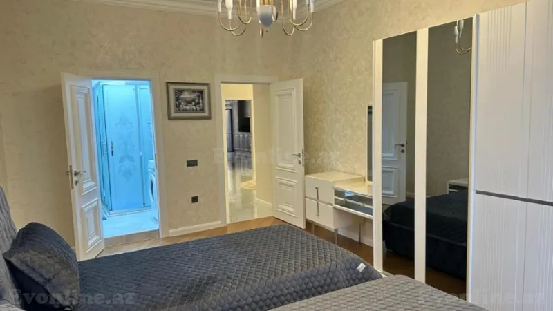 Kirayə verilir 4 otaqlı Mənzil Yeni tikili 230 m² Nəsimi r. - şəkil 9