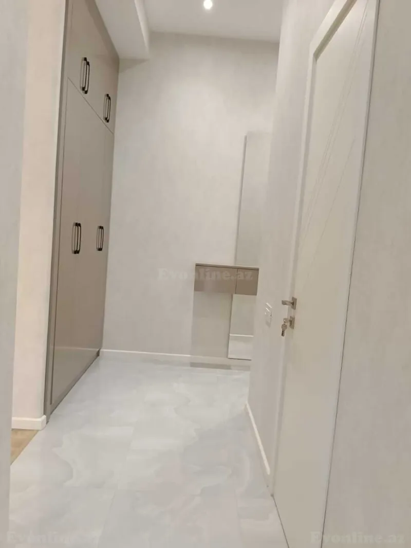 Satılır 2 otaqlı Mənzil Yeni tikili 91 m² 28 May m. - şəkil 12