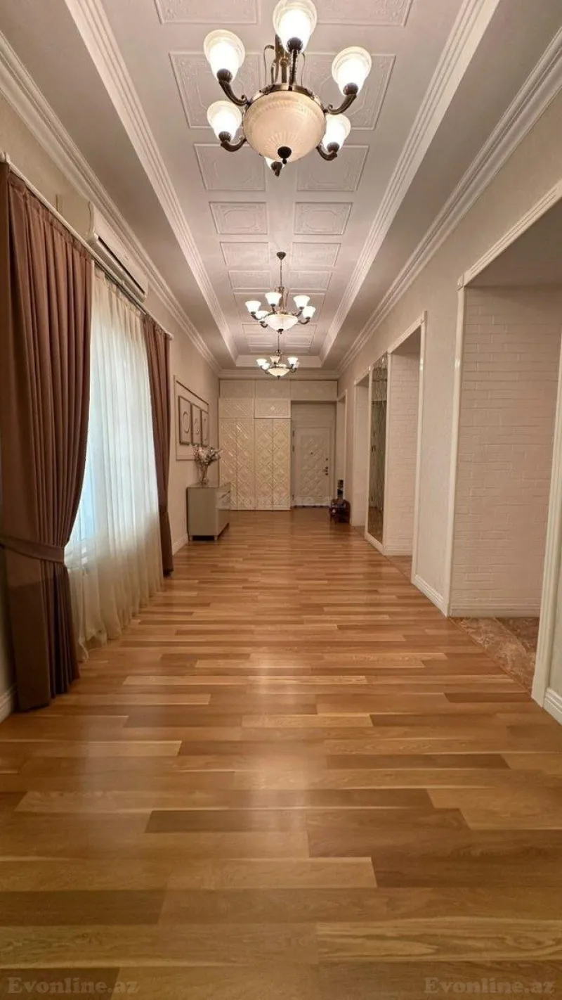 Satılır 5 otaqlı Mənzil Köhnə tikili 250 m² Sahil m. - şəkil 23