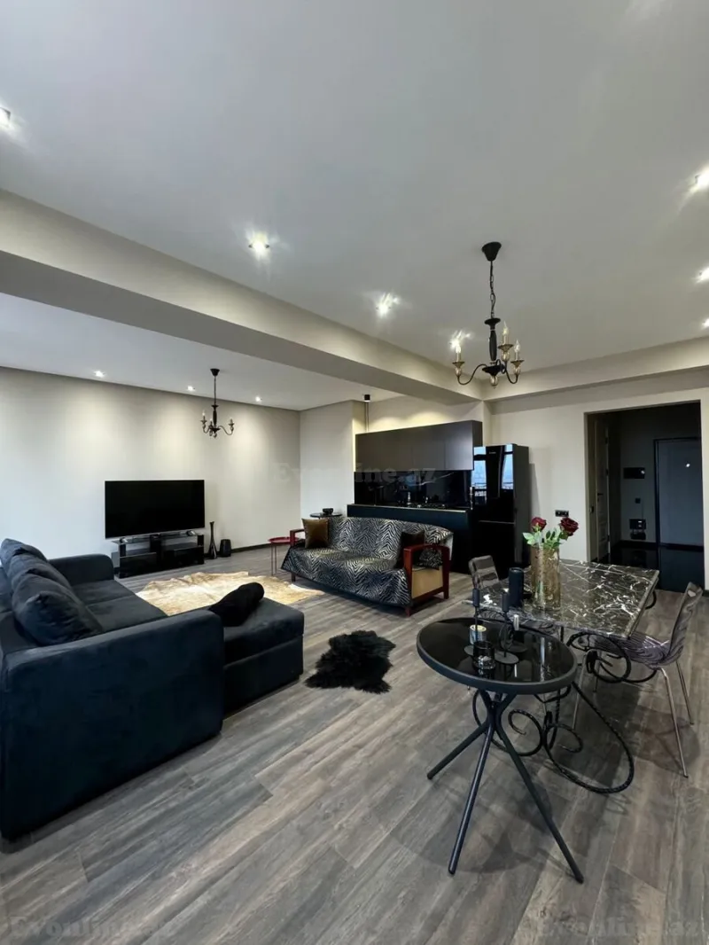 2 otaqlı Mənzil 100 m² Nizami m. Kirayə verilir