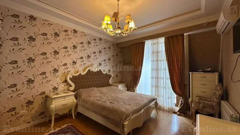 Kirayə verilir 5 otaqlı Mənzil Yeni tikili 210 m² Xətai r.