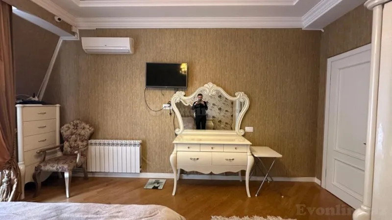 Kirayə verilir 5 otaqlı Mənzil Yeni tikili 210 m² Xətai r. - şəkil 13