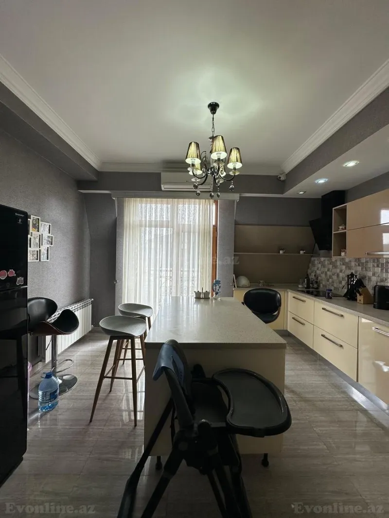 Kirayə verilir 5 otaqlı Mənzil Yeni tikili 210 m² Xətai r. - şəkil 18