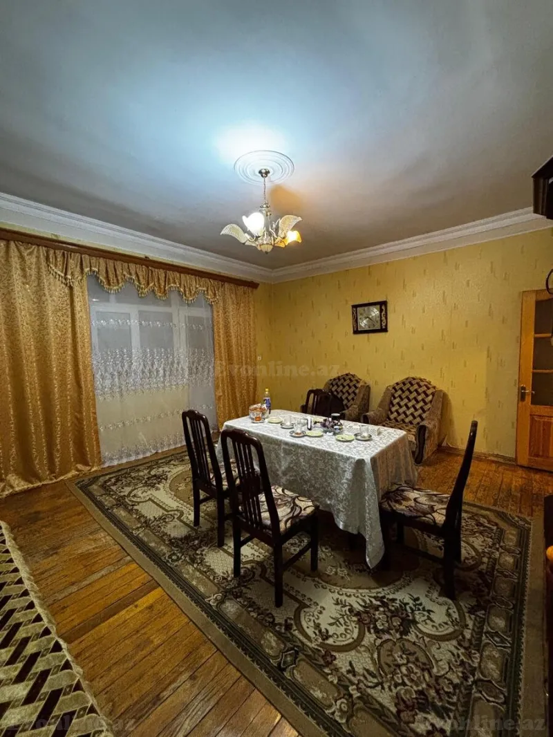 Satılır 2 otaqlı Mənzil Köhnə tikili 70 m² 28 May m. - şəkil 3