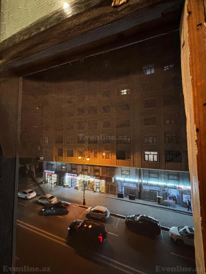 Satılır 2 otaqlı Mənzil Köhnə tikili 70 m² 28 May m. - şəkil 8