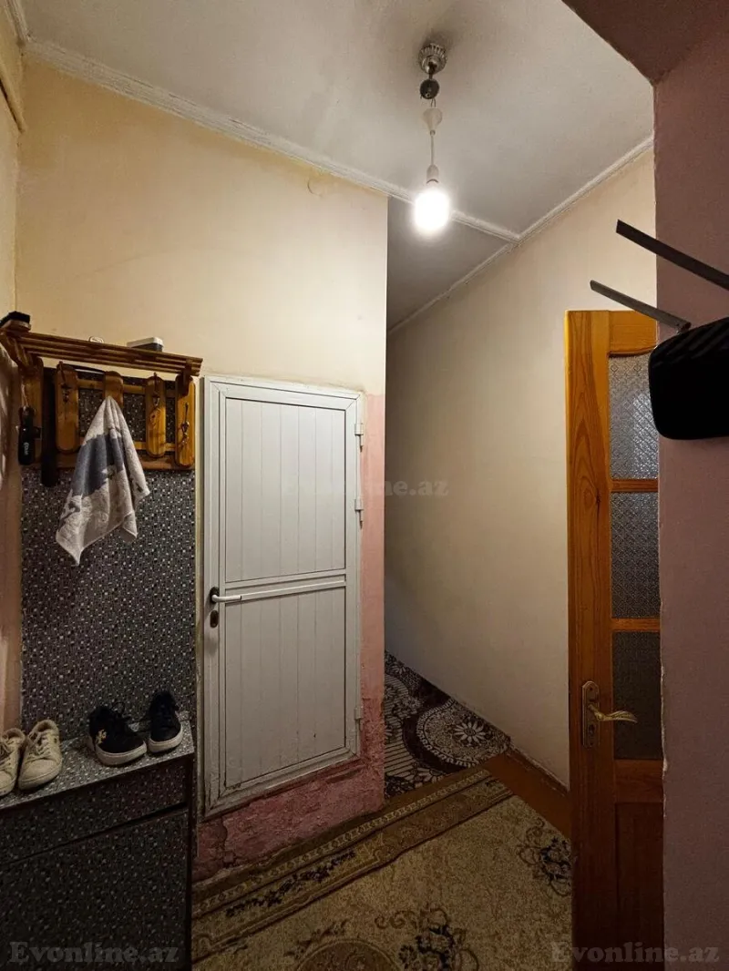 Satılır 2 otaqlı Mənzil Köhnə tikili 70 m² 28 May m. - şəkil 9