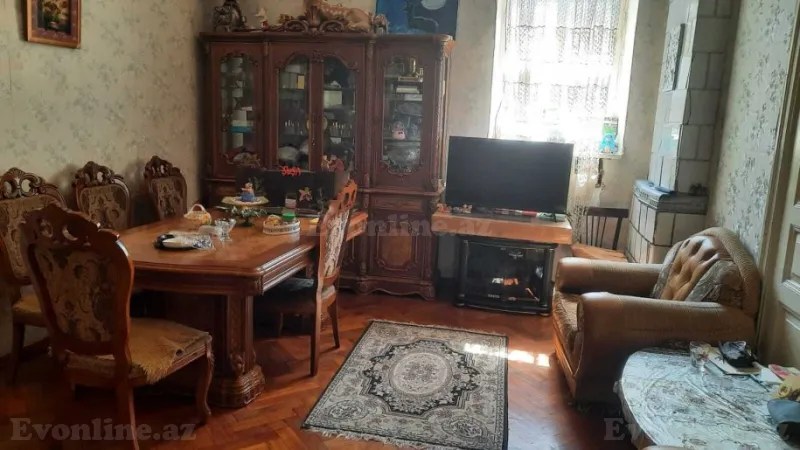 Satılır 2 otaqlı Mənzil Köhnə tikili 62 m² 28 May m. - şəkil 2