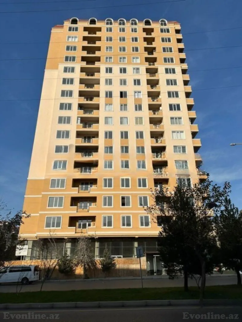 3 otaqlı Mənzil 130 m² Neftçilər m. Satılır