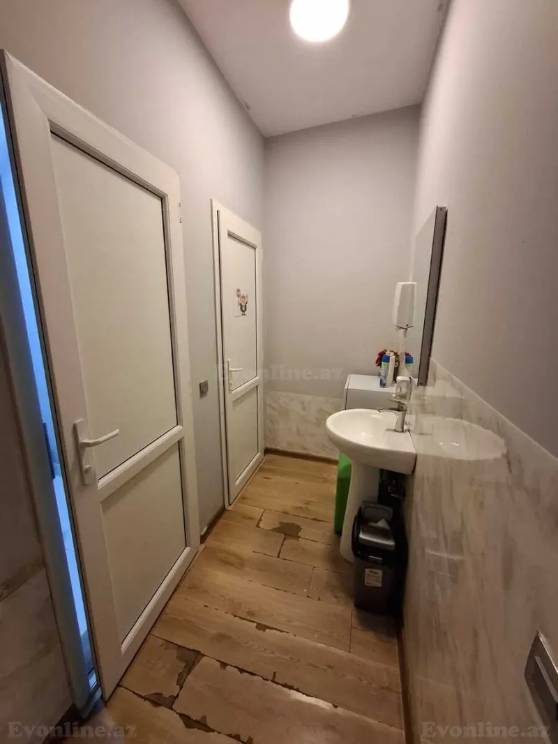 Kirayə verilir Ofis 280 m² Elmlər Akademiyası m. - şəkil 14