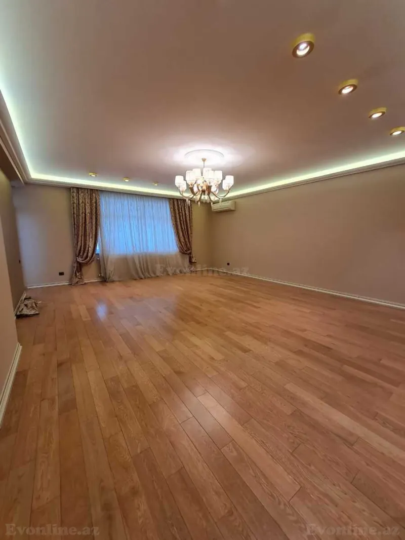 Satılır 4 otaqlı Mənzil Yeni tikili 200 m² Elmlər Akademiyası m. - şəkil 3