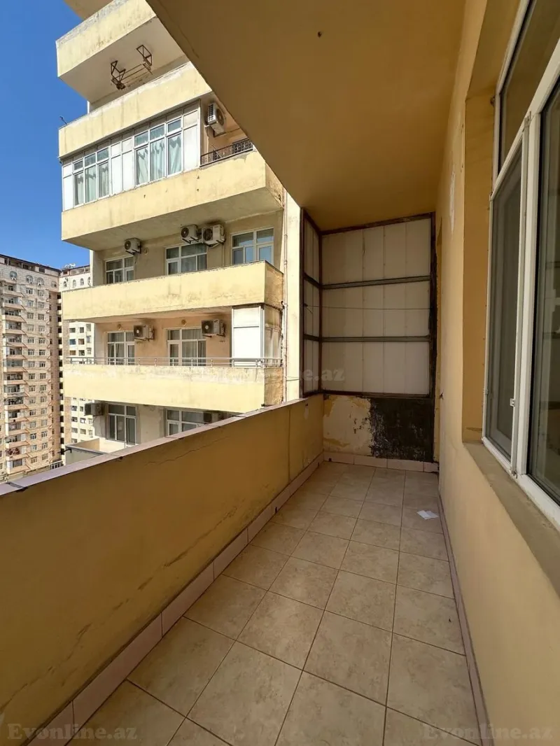 Satılır 2 otaqlı Mənzil Yeni tikili 70 m² Həzi Aslanov m. - şəkil 13