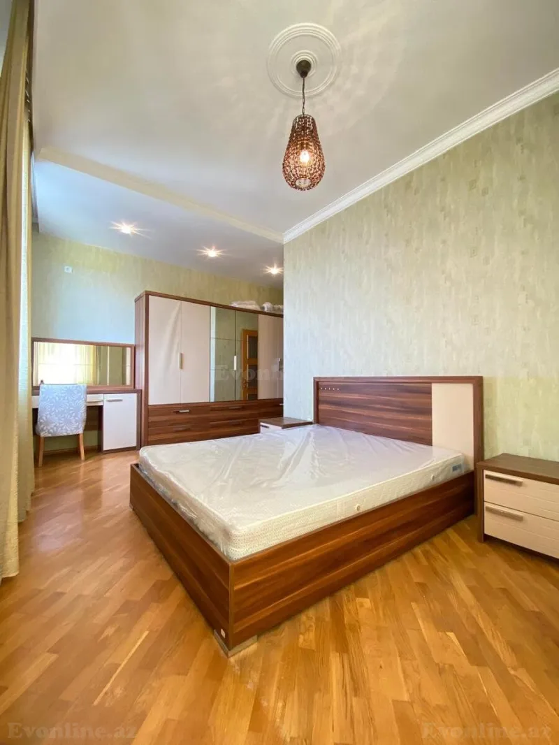 Kirayə verilir 3 otaqlı Mənzil Yeni tikili 90 m² İnşaatçılar m.