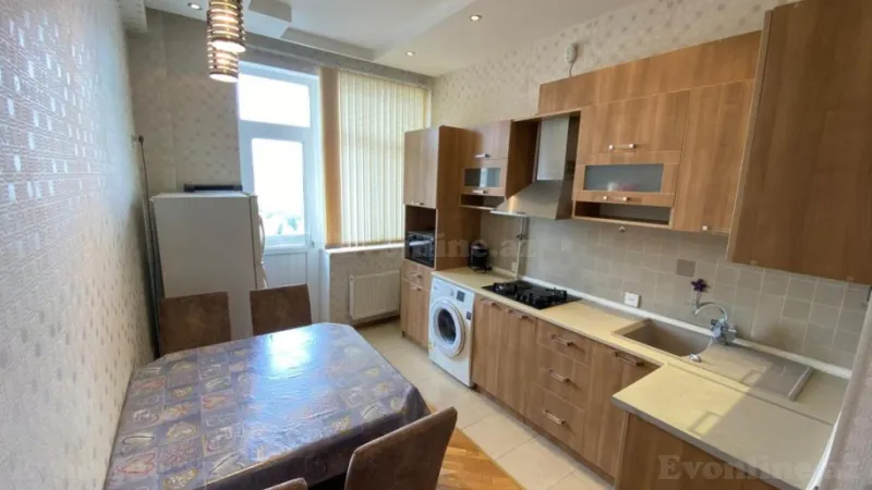 Kirayə verilir 3 otaqlı Mənzil Yeni tikili 90 m² İnşaatçılar m. - şəkil 14