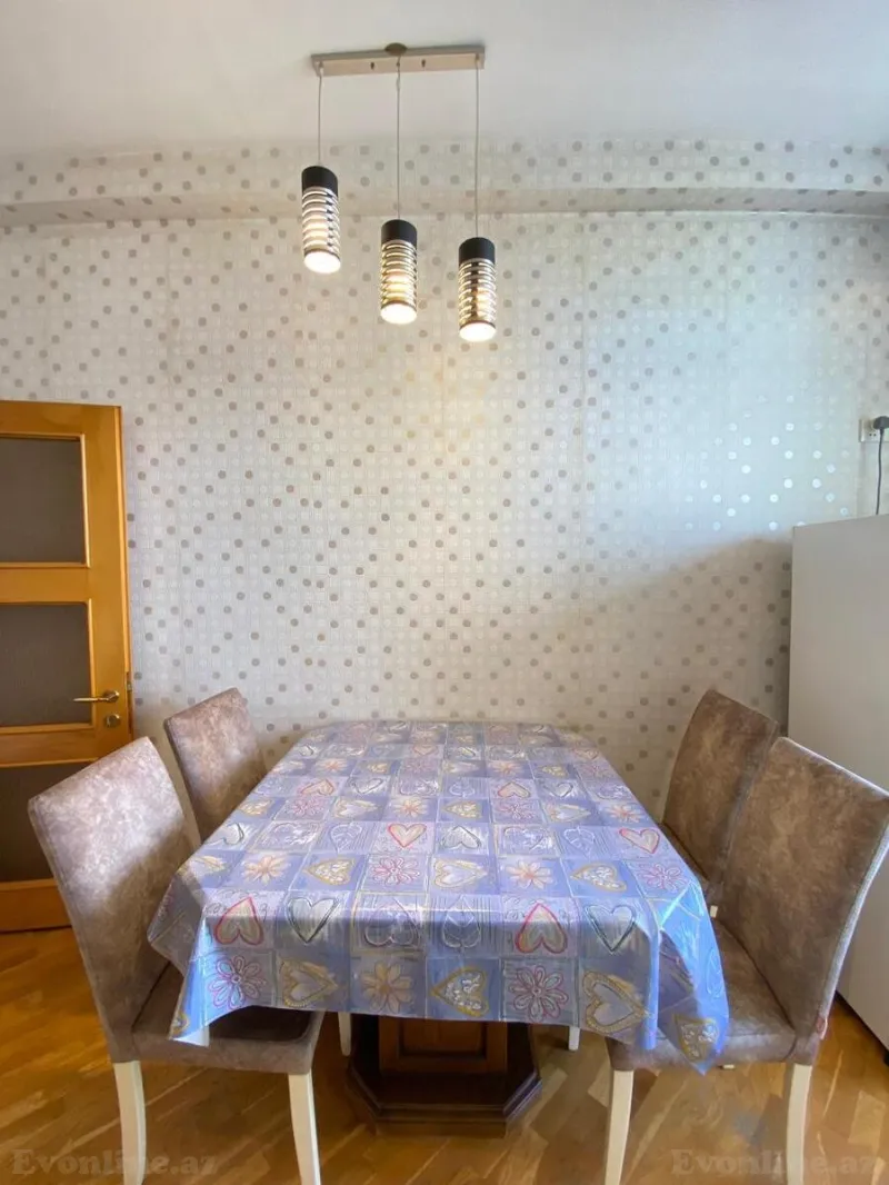 Kirayə verilir 3 otaqlı Mənzil Yeni tikili 90 m² İnşaatçılar m. - şəkil 16