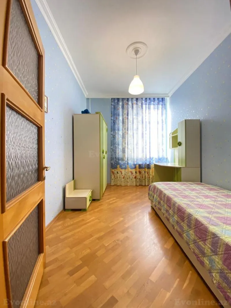 Kirayə verilir 3 otaqlı Mənzil Yeni tikili 90 m² İnşaatçılar m. - şəkil 17