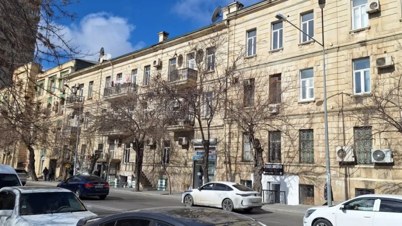 Satılır 2 otaqlı Mənzil Köhnə tikili 54 m² 28 May m. - şəkil 3