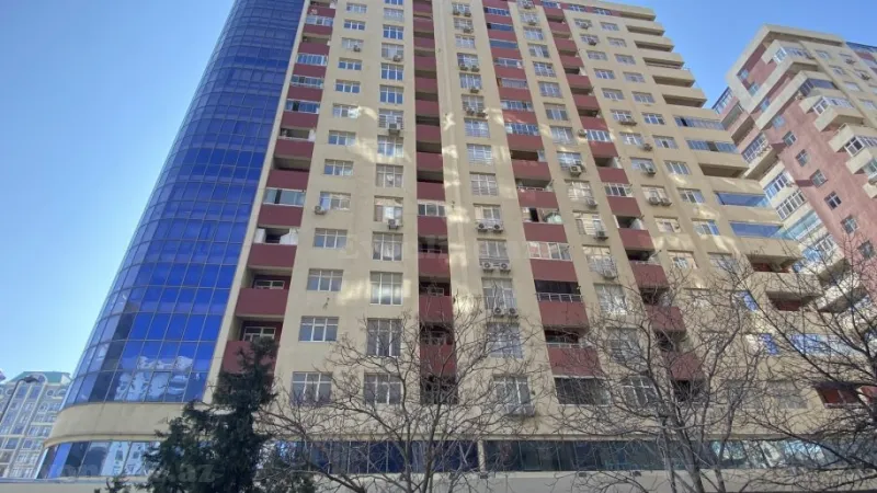 Satılır 4 otaqlı Mənzil Yeni tikili 168 m² Nəsimi r. - şəkil 2