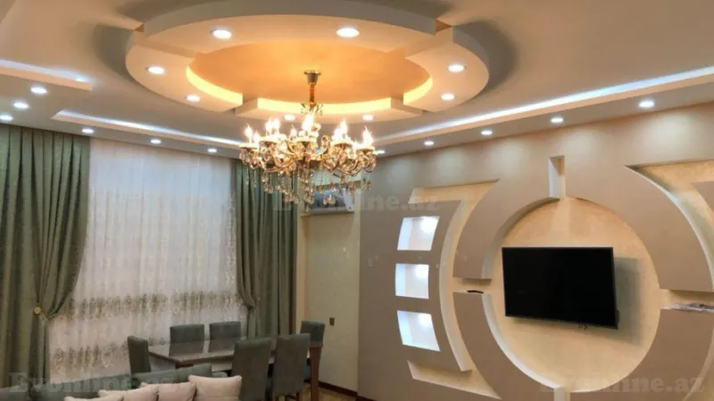 Kirayə verilir 2 otaqlı Mənzil Yeni tikili 80 m² Neftçilər m.