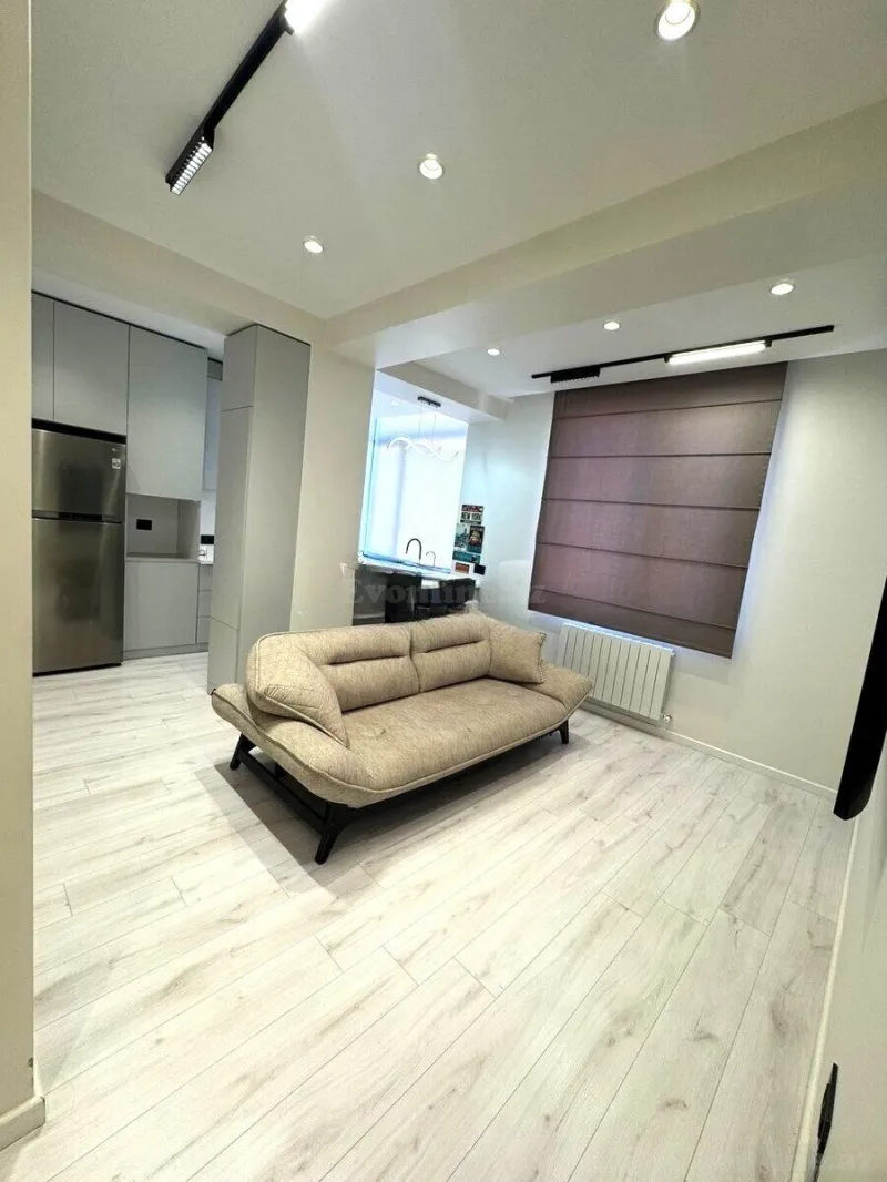 Satılır 3 otaqlı Mənzil Yeni tikili 90 m² 8-ci mikrorayon