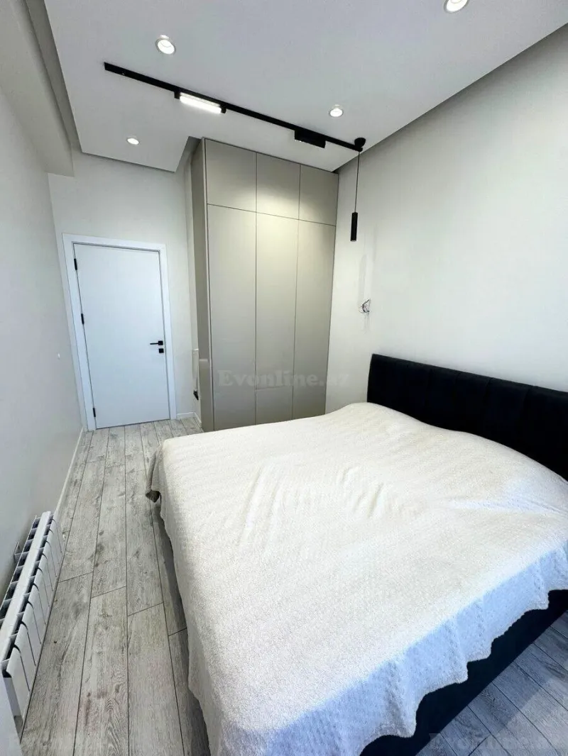 Satılır 3 otaqlı Mənzil Yeni tikili 90 m² 8-ci mikrorayon - şəkil 3