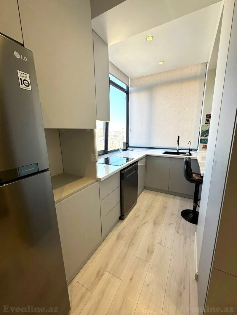 Satılır 3 otaqlı Mənzil Yeni tikili 90 m² 8-ci mikrorayon - şəkil 6