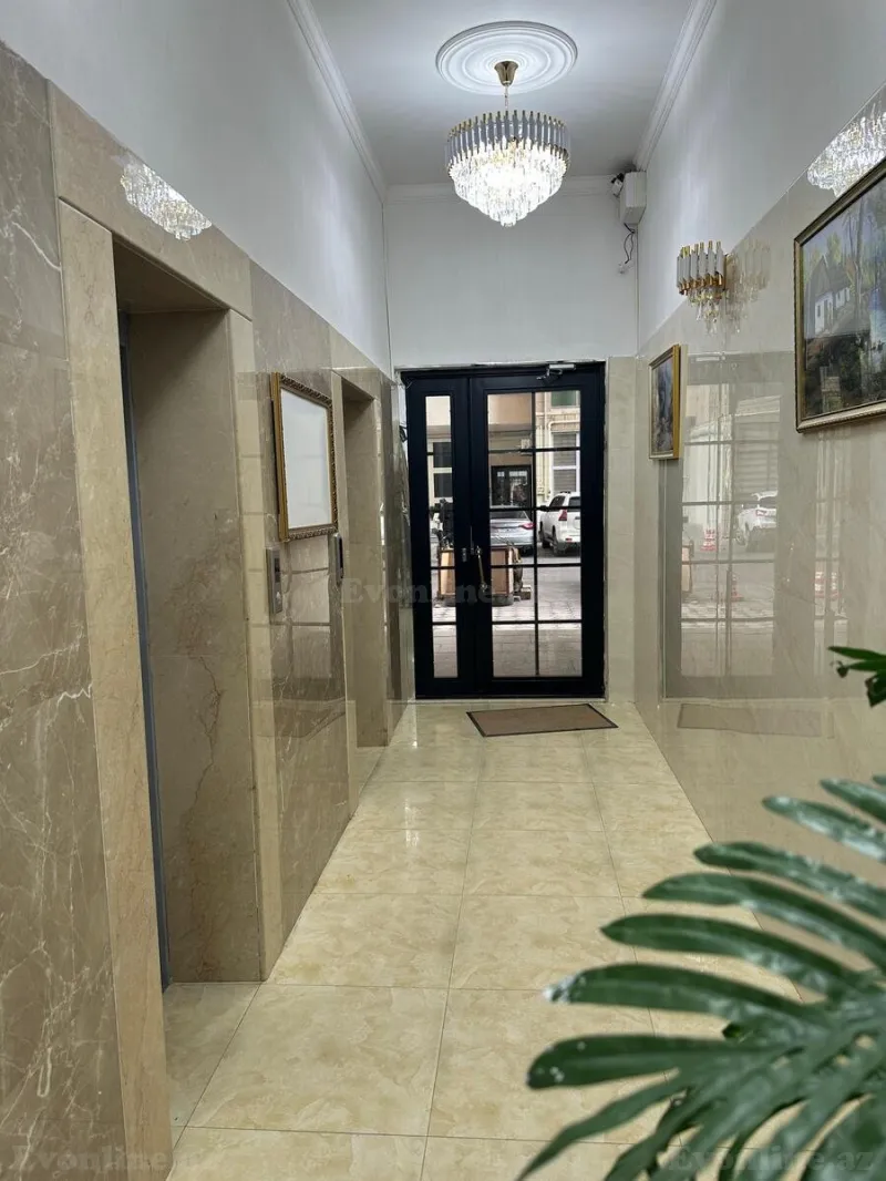 Satılır 3 otaqlı Mənzil Yeni tikili 165 m² Xətai m. - şəkil 2