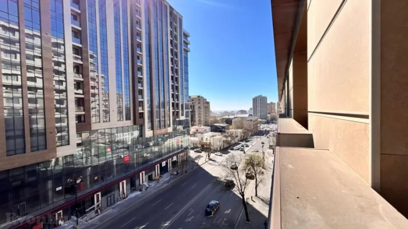 Satılır 3 otaqlı Mənzil Yeni tikili 148 m² 28 May m. - şəkil 2